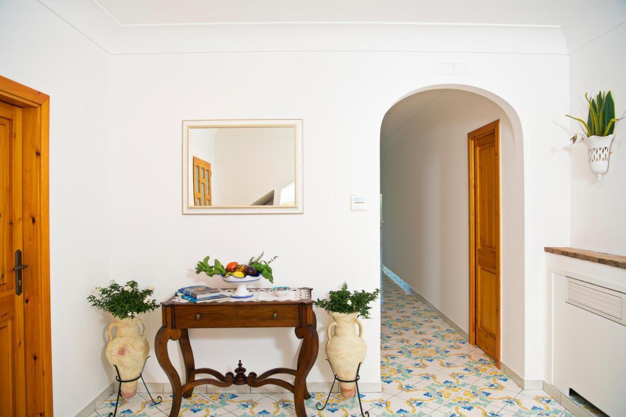 La Borragine Rooms Positano Exteriör bild