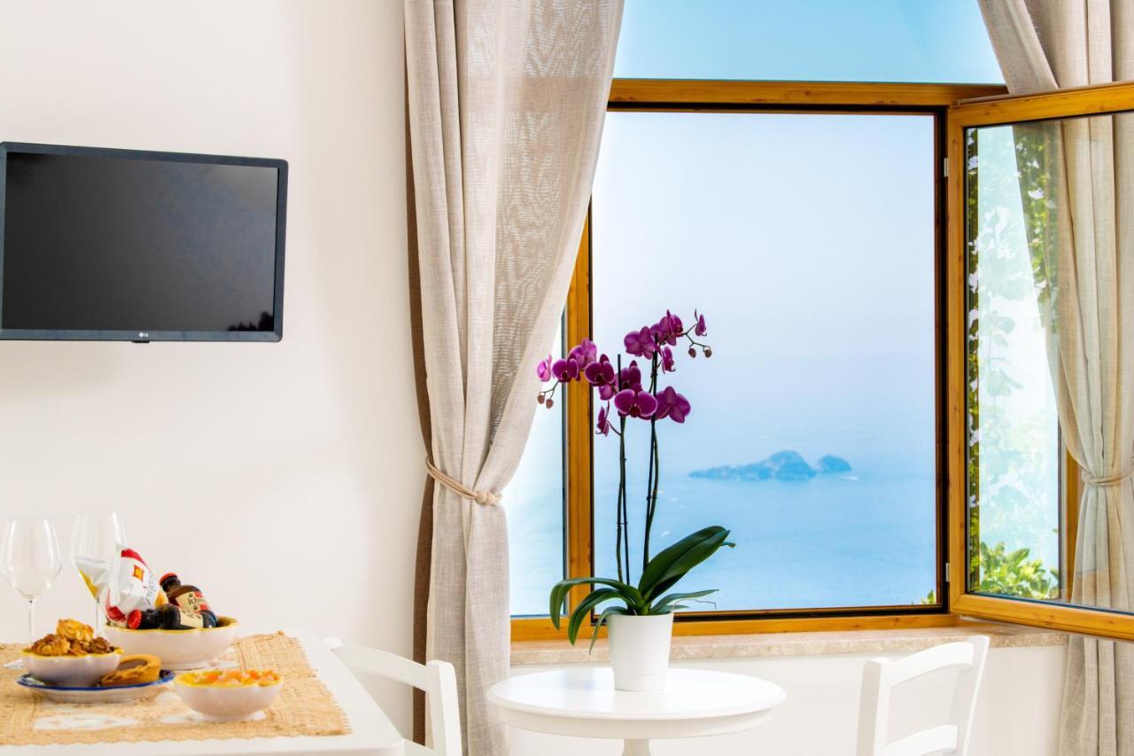La Borragine Rooms Positano Exteriör bild
