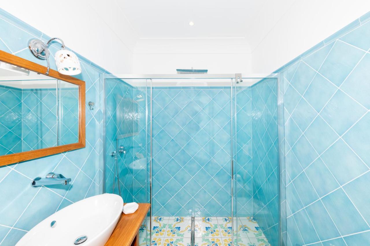 La Borragine Rooms Positano Exteriör bild